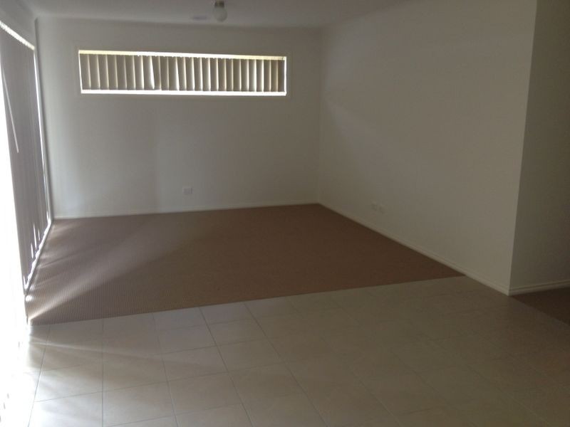 12 Sienna Way, Pakenham VIC 3810