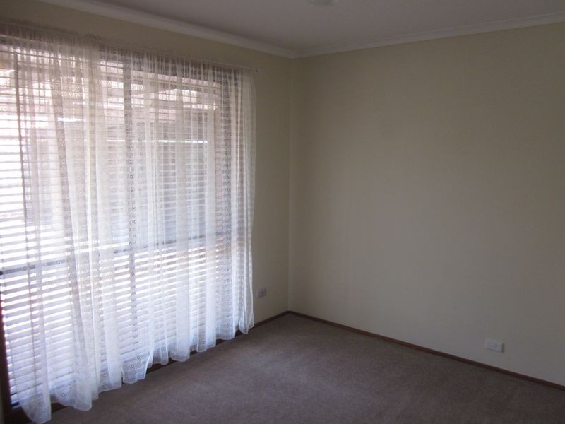 20 Kingston Avenue, Pakenham VIC 3810