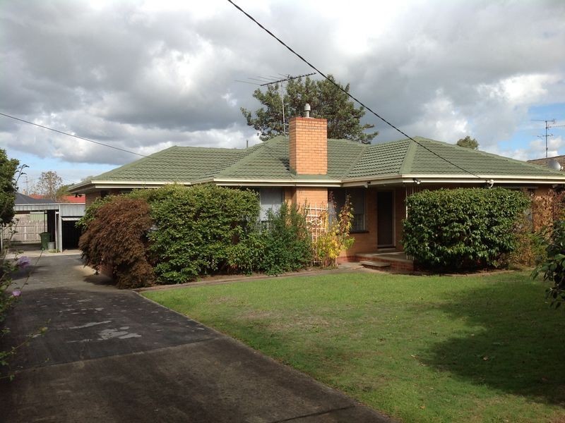 71 Princes Highway, Pakenham VIC 3810