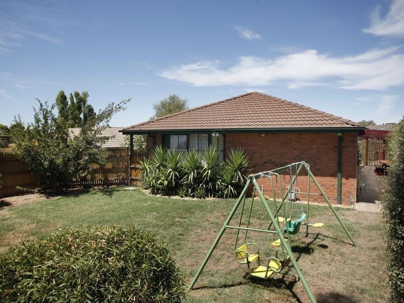 9 Bevan Court, Pakenham VIC 3810