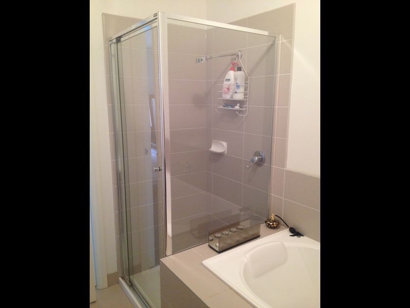 27/107 Army Road, Pakenham VIC 3810