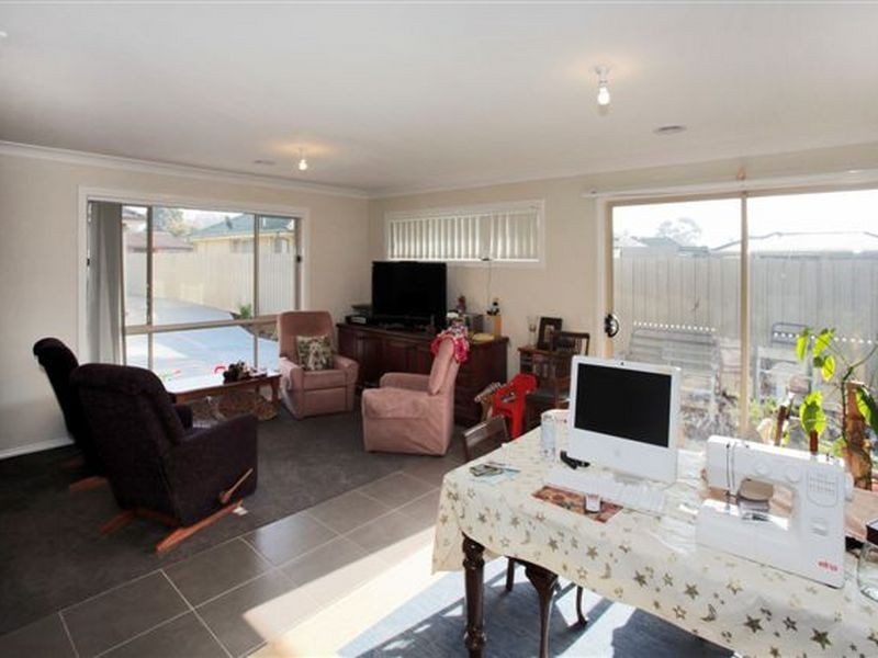 12B Savage Street, Pakenham VIC 3810