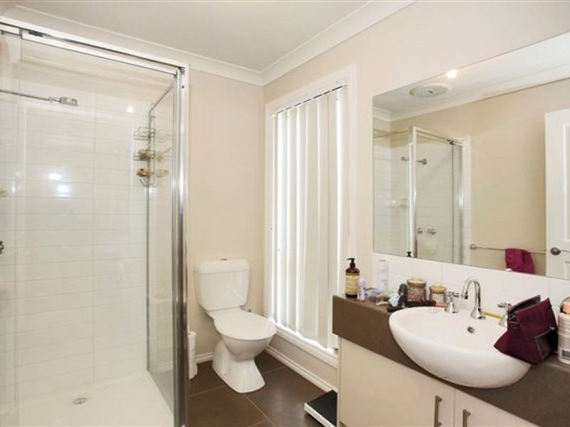 12B Savage Street, Pakenham VIC 3810
