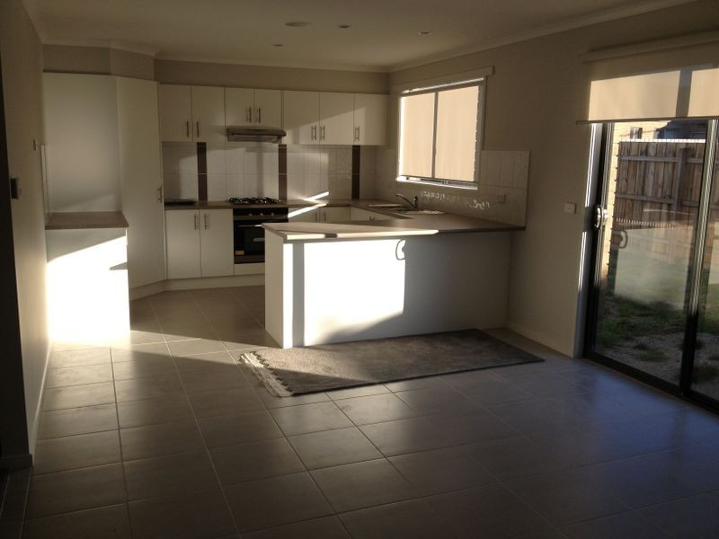 67 Henry Road, Pakenham VIC 3810