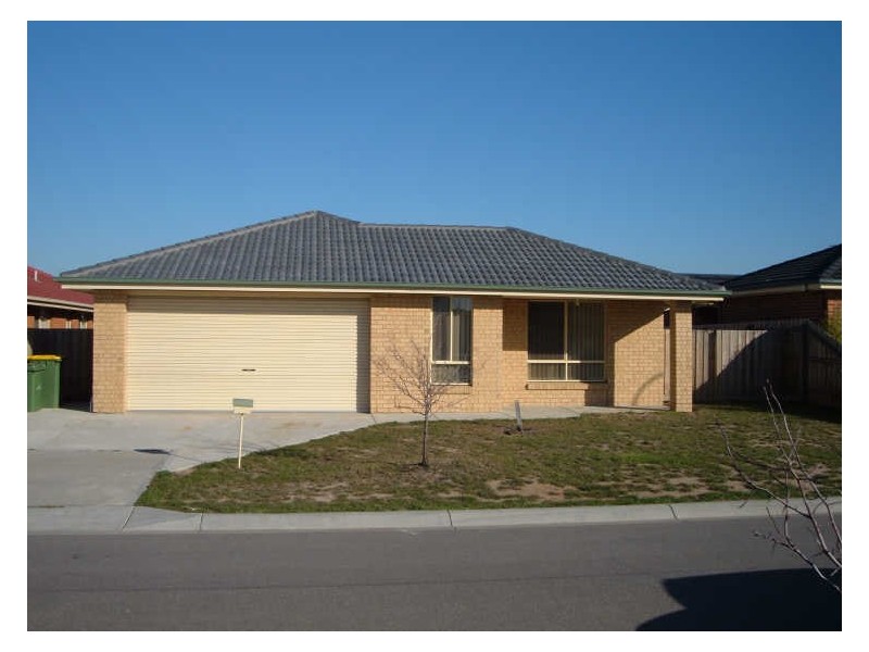 3 Manning Court, Pakenham VIC 3810