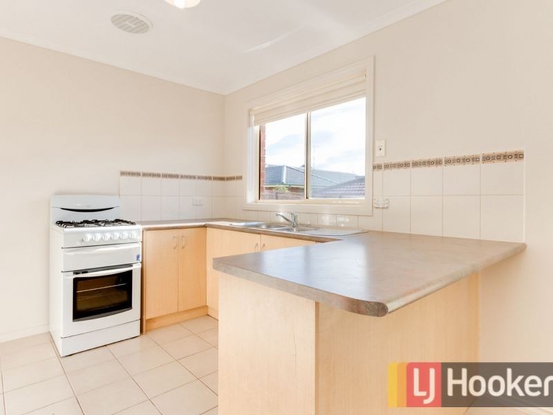 1/5 Glenda Court, Pakenham VIC 3810