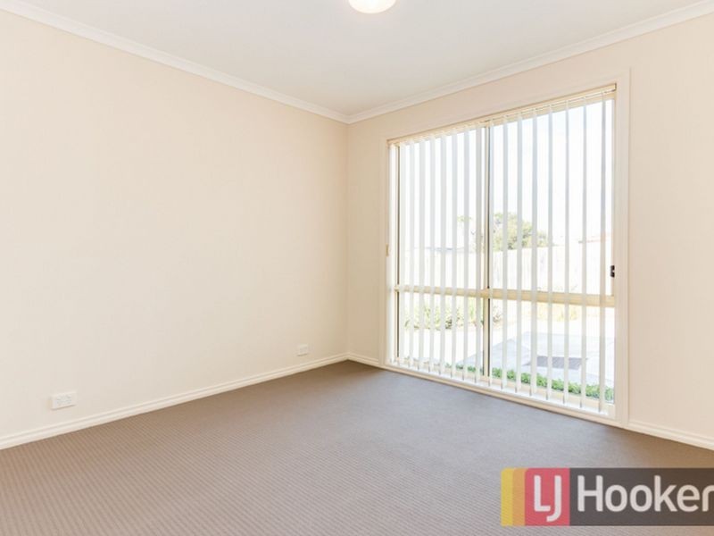 1/5 Glenda Court, Pakenham VIC 3810