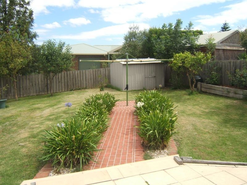 3 Highland Drive, Pakenham VIC 3810