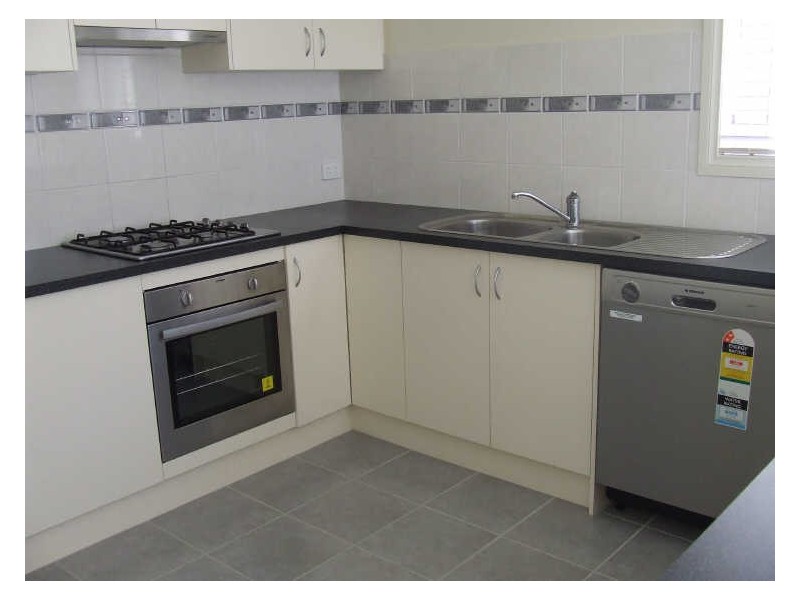 12 Ash Crescent, Pakenham VIC 3810