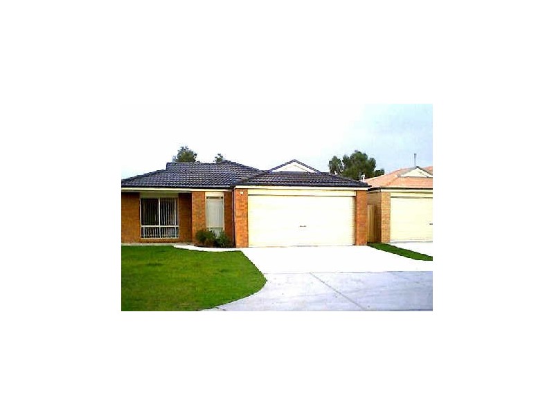 16 Capri Court, Pakenham VIC 3810