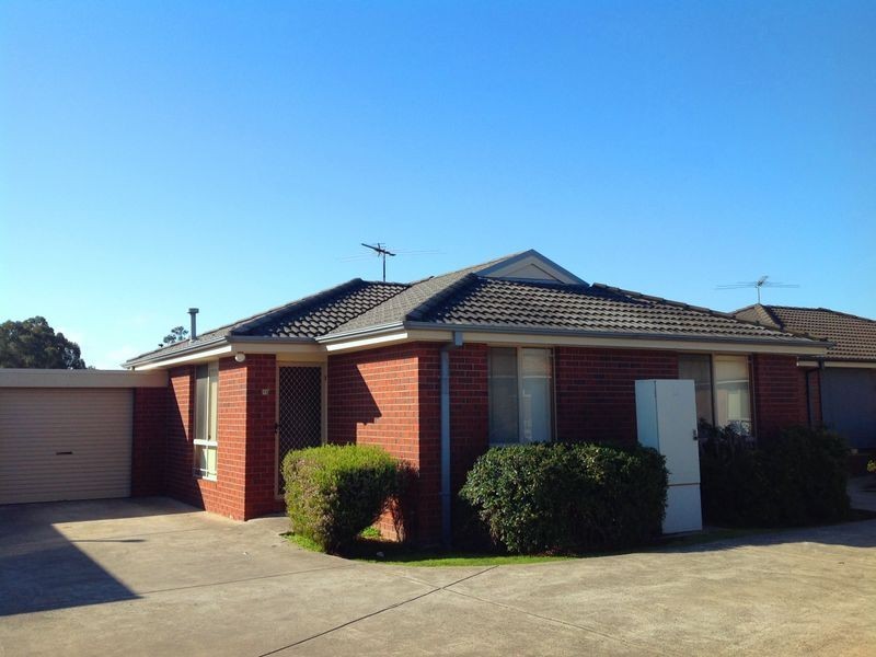 10/37 King Street, Pakenham VIC 3810