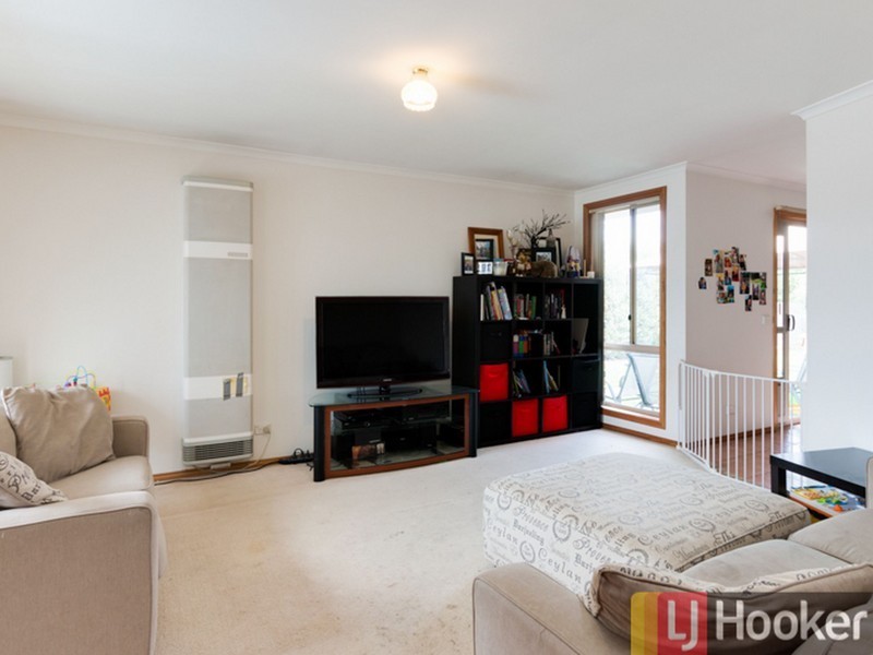 10 Rossi Close, Pakenham VIC 3810