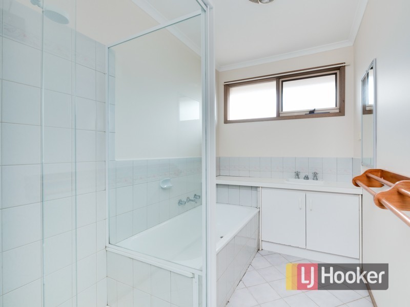 7 Eleanor Court, Pakenham VIC 3810