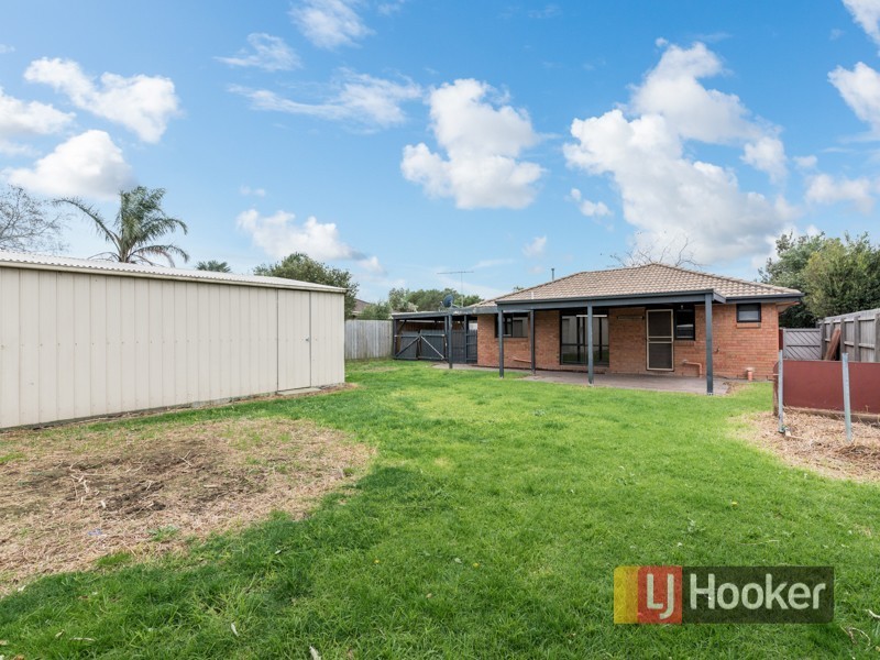 7 Eleanor Court, Pakenham VIC 3810
