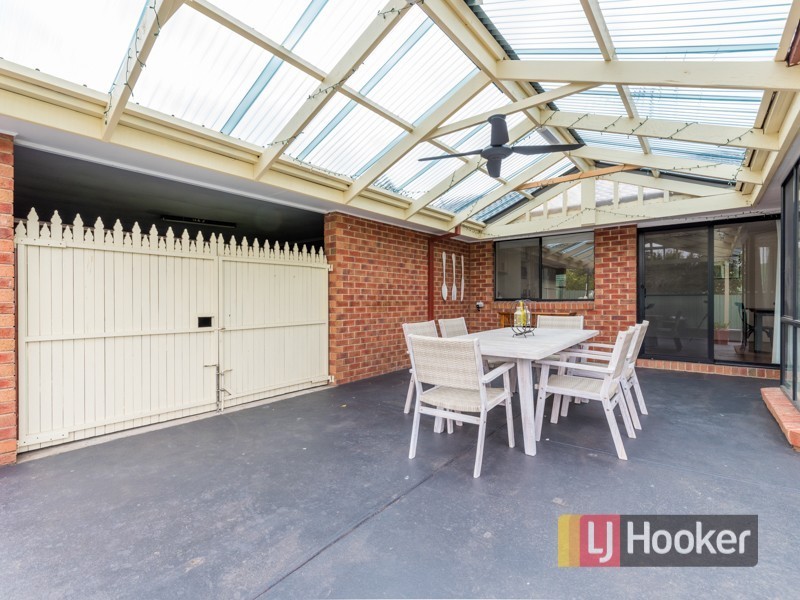 6 Jacobs Court, Pakenham VIC 3810