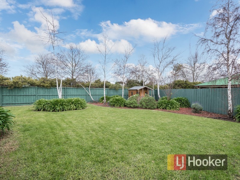 6 Jacobs Court, Pakenham VIC 3810