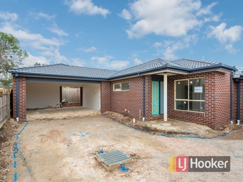 Unit 3/2 Anderson Street, Pakenham VIC 3810