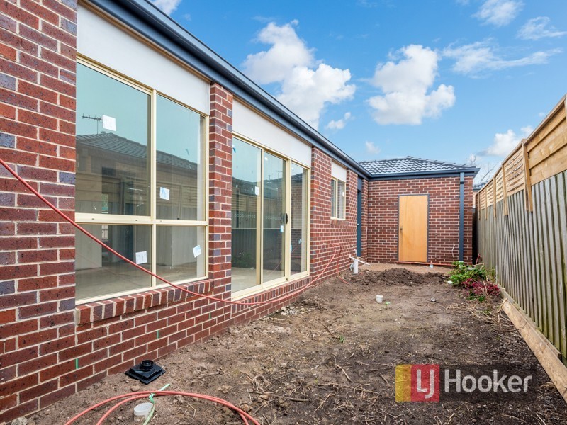 Unit 3/2 Anderson Street, Pakenham VIC 3810