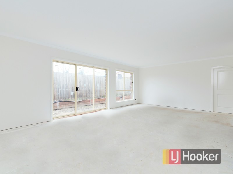 Unit 3/2 Anderson Street, Pakenham VIC 3810