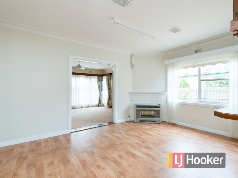 1/2 Anderson Street, Pakenham VIC 3810