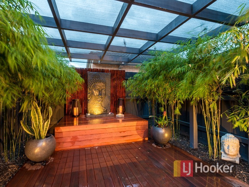 4/27-29 Rogers Street, Pakenham VIC 3810