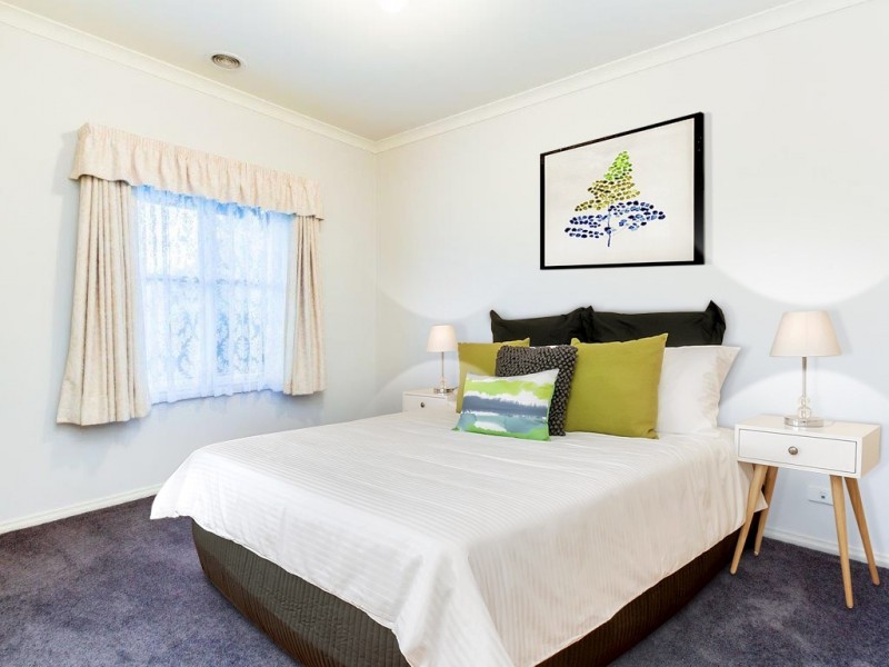 6 The Glen, Pakenham VIC 3810