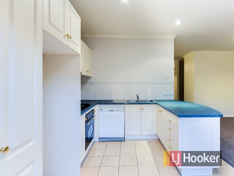 6 The Glen, Pakenham VIC 3810