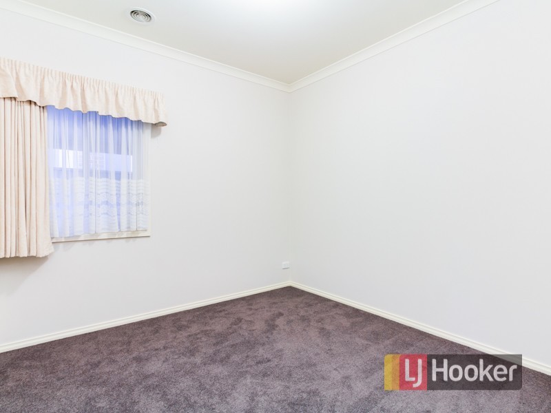 6 The Glen, Pakenham VIC 3810