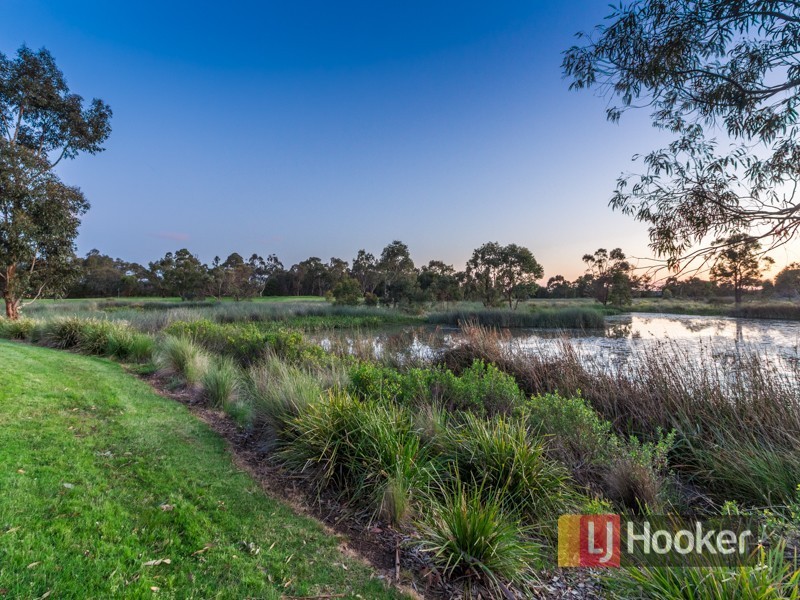 6 The Glen, Pakenham VIC 3810