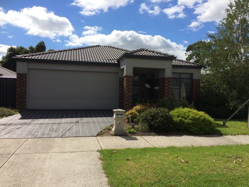 10 Valencia Lane, Pakenham VIC 3810