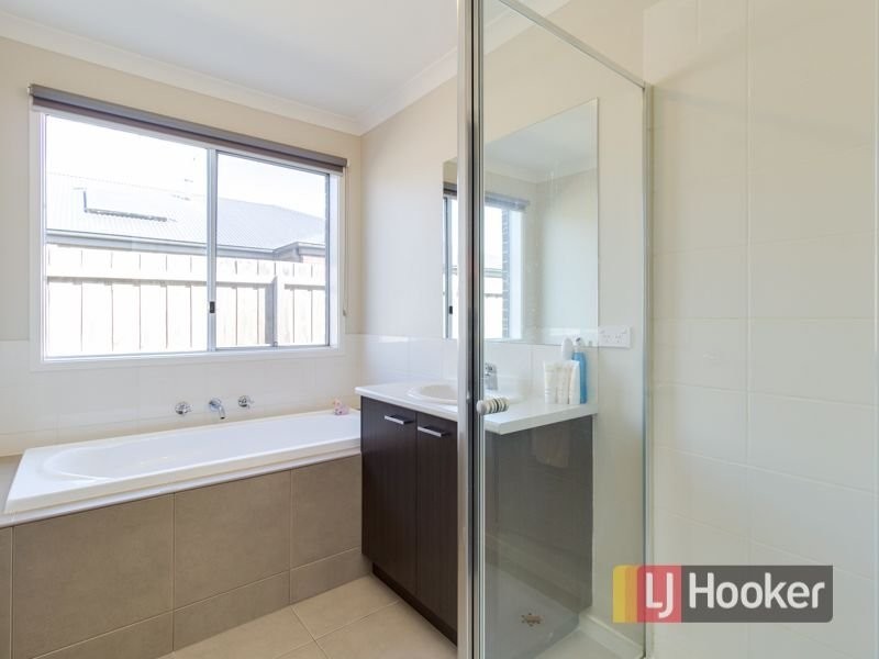 34 Verdant Avenue, Officer VIC 3809