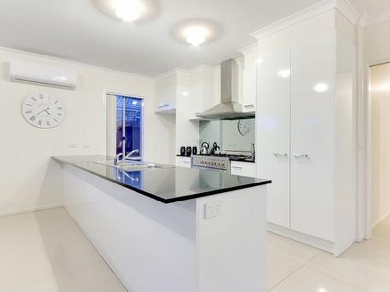 34 Viridian Avenue, Officer VIC 3809