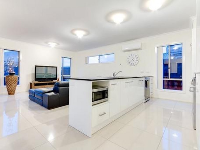 34 Viridian Avenue, Officer VIC 3809