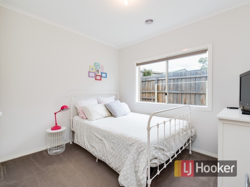 1/7 Elrona Court, Pakenham VIC 3810