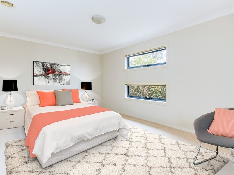 24 Caspian Chase, Pakenham VIC 3810