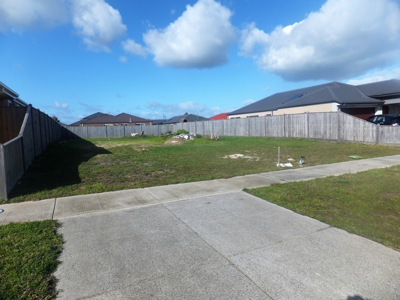 55 Greendale Boulevard, Pakenham VIC 3810