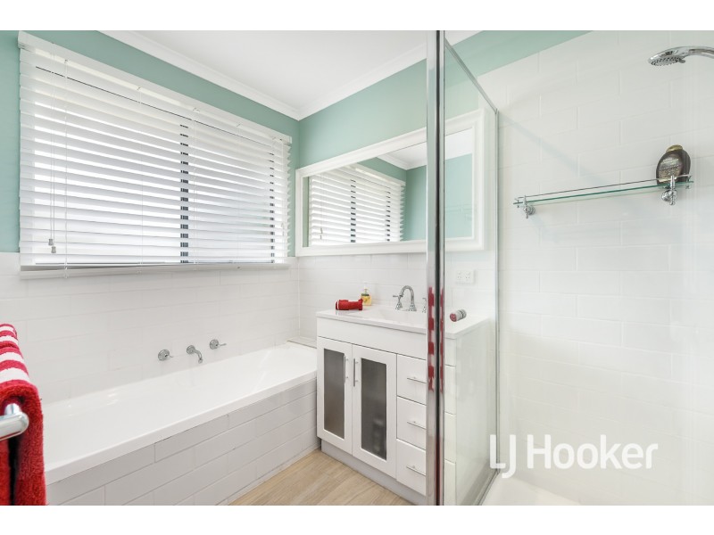 79 Ebony Drive, Pakenham VIC 3810