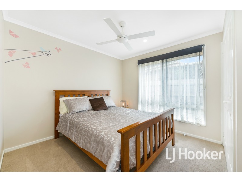 79 Ebony Drive, Pakenham VIC 3810