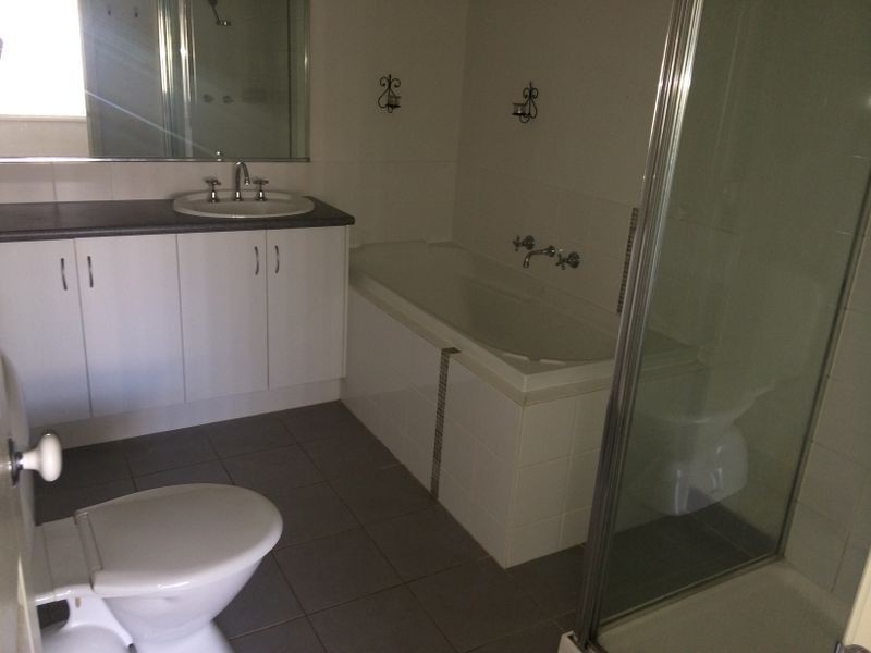 13/21-31 Parman Avenue, Pakenham VIC 3810