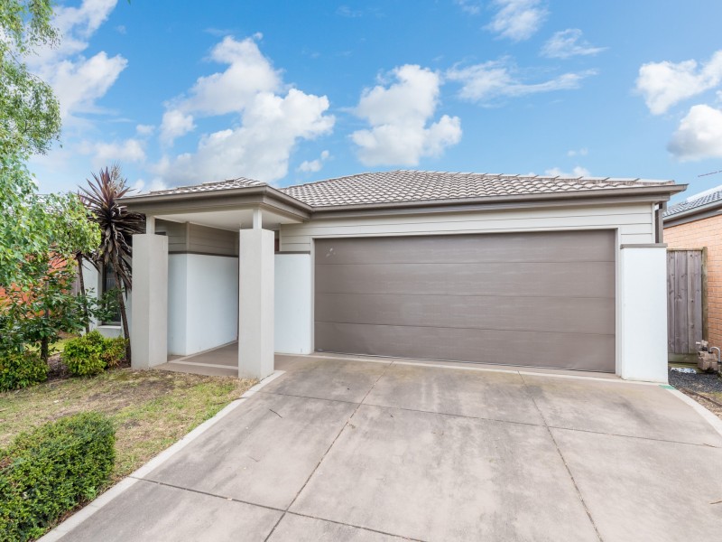 5 Rockford Street, Pakenham VIC 3810