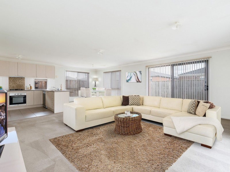 5 Rockford Street, Pakenham VIC 3810