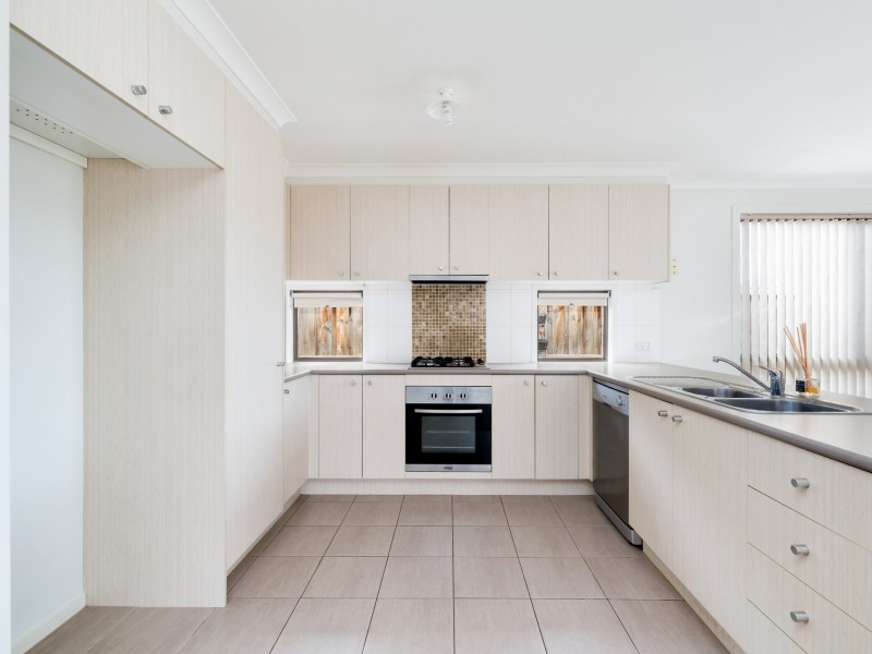 5 Rockford Street, Pakenham VIC 3810