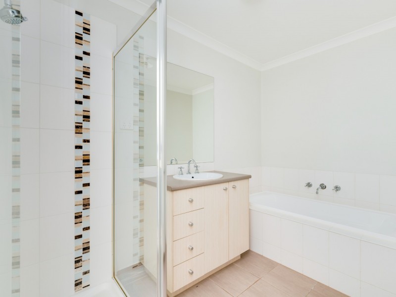 5 Rockford Street, Pakenham VIC 3810