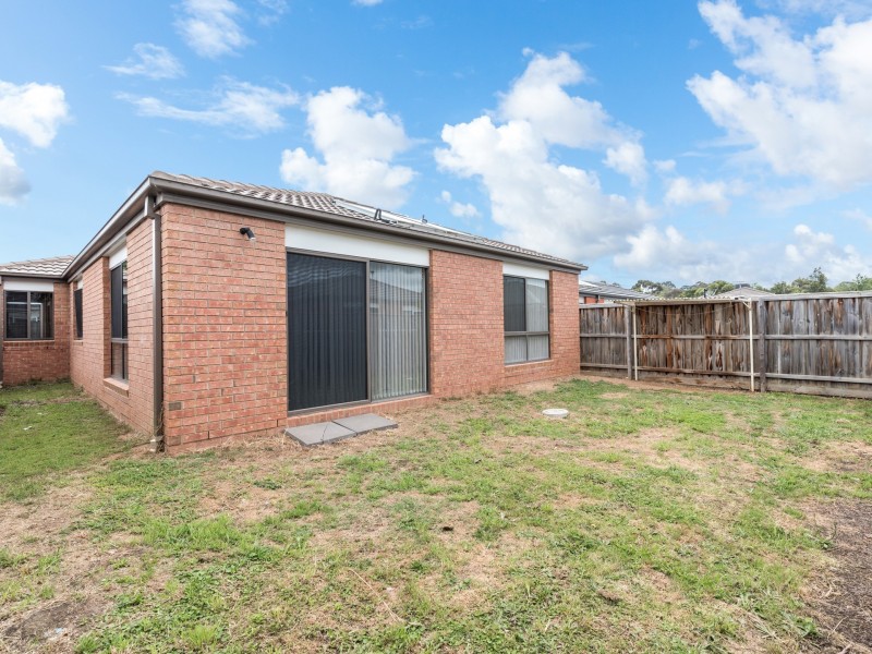 5 Rockford Street, Pakenham VIC 3810