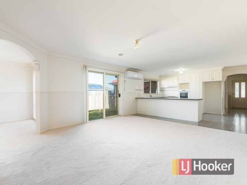 46 Ben Drive, Pakenham VIC 3810