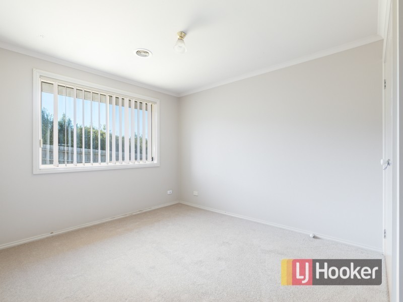 46 Ben Drive, Pakenham VIC 3810