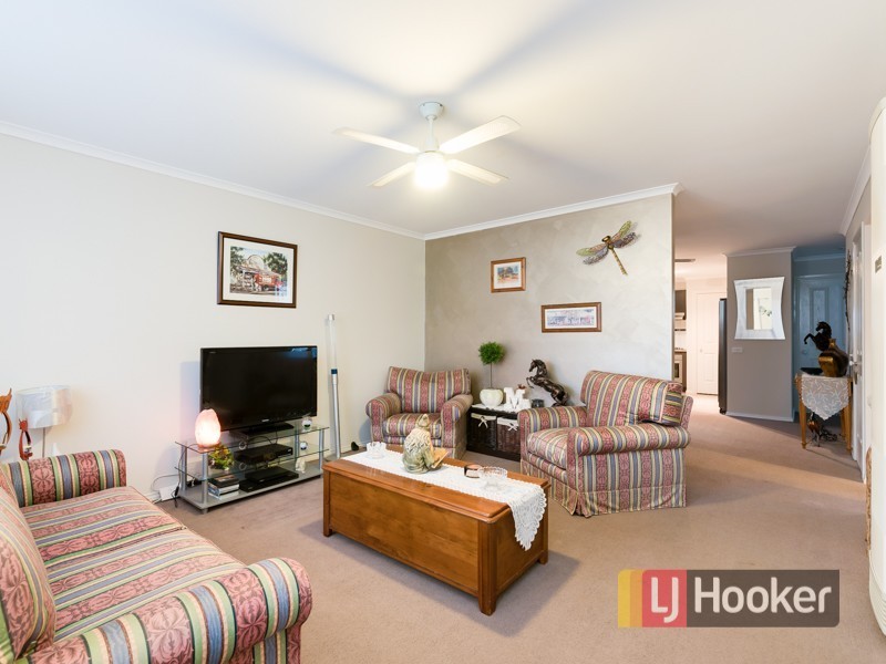 29 Ash Crescent, Pakenham VIC 3810