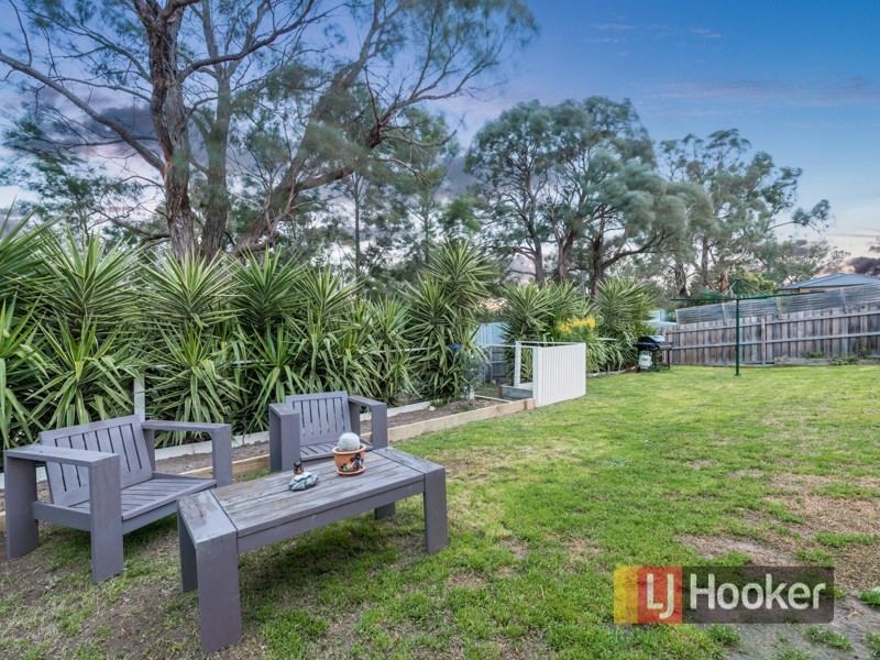 29 Ash Crescent, Pakenham VIC 3810