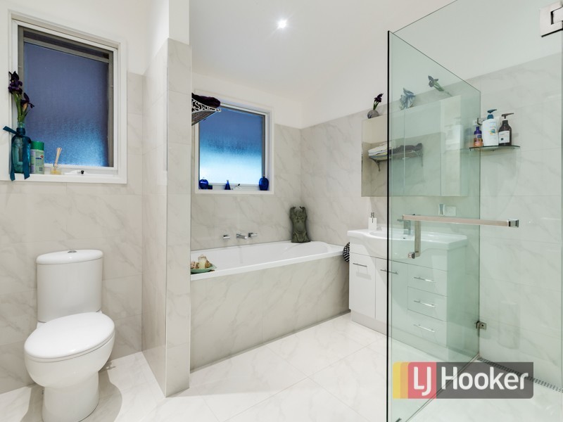 685 Bessie Creek Road, Nar Nar Goon North VIC 3812