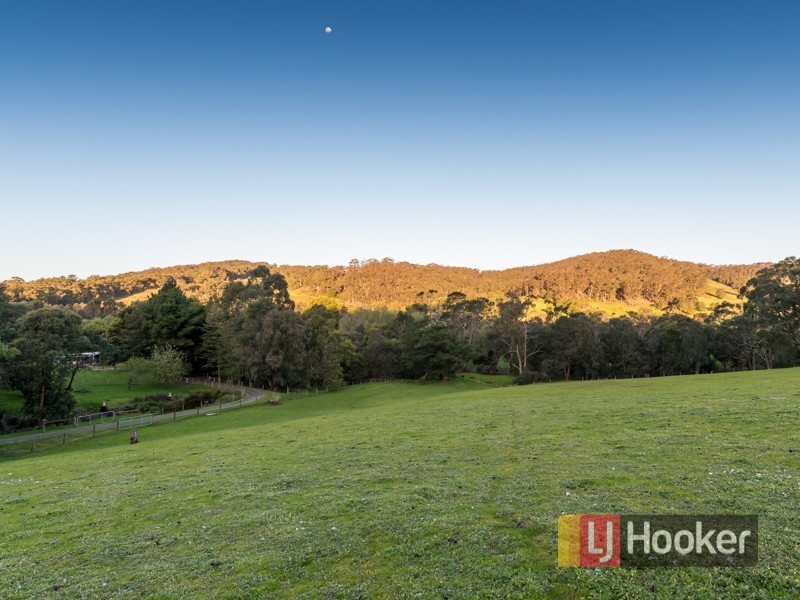 685 Bessie Creek Road, Nar Nar Goon North VIC 3812